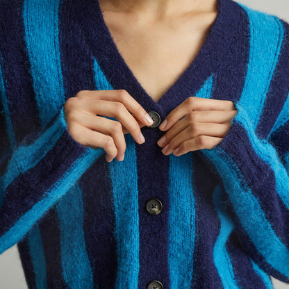 The Alpaca V-Neck Cropped Cardigan | Horizon Blue / Ocean Cavern